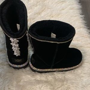 Beautiful Uggs for Child size 3